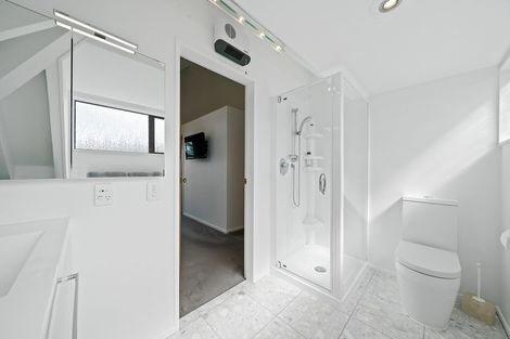 Photo of property in 56 Frobisher Street, Island Bay, Wellington, 6023