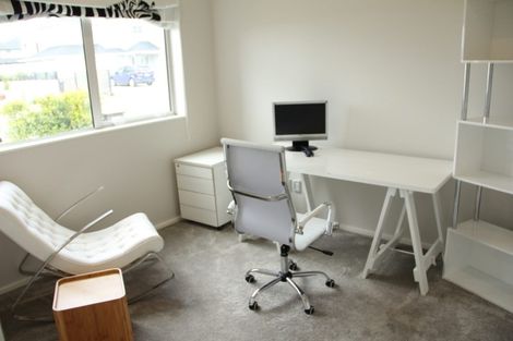 Photo of property in 3 Ascension Crescent, Orewa, 0931