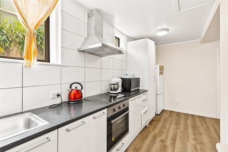 Photo of property in 5 Monarch Avenue, Hillcrest, Auckland, 0627