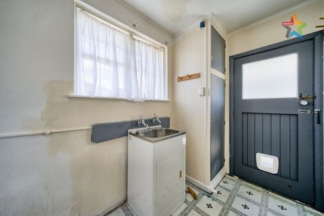 Photo of property in 255 Naenae Road, Naenae, Lower Hutt, 5011