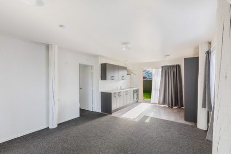 Photo of property in 1/1316 Jubilee Street, Mayfair, Hastings, 4122