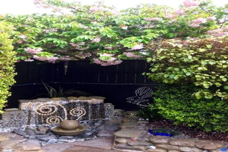 Photo of property in 11a Ormrod Grove, Riverstone Terraces, Upper Hutt, 5018