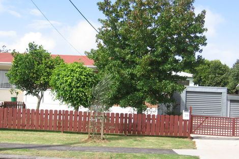 Photo of property in 2b Barbary Avenue, Kelston, Auckland, 0602