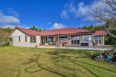 Photo of property in 11 Logan Cameron Road, Kauri, Kamo, 0185