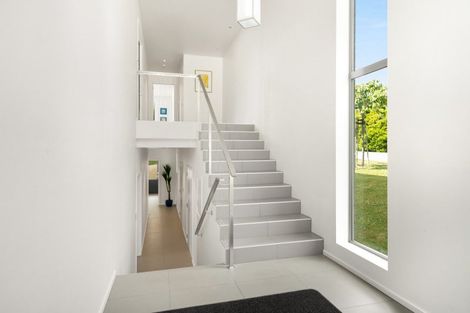 Photo of property in 5 Bovett Place, Wanaka, 9305