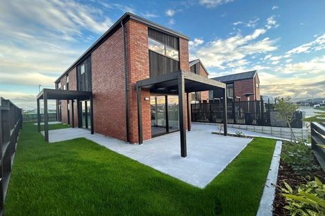 Photo of property in 24 Atutahi Lane, Papamoa, 3118