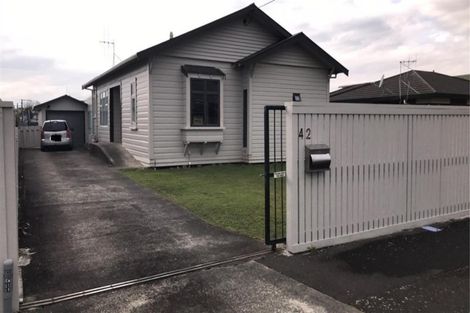 Photo of property in 42 Durham Street, Levin, 5510