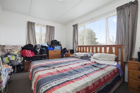 Photo of property in 2/119 Victoria Street West, Onehunga, Auckland, 1061