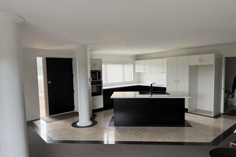 Photo of property in 29 Gala Place, Henderson, Auckland, 0612