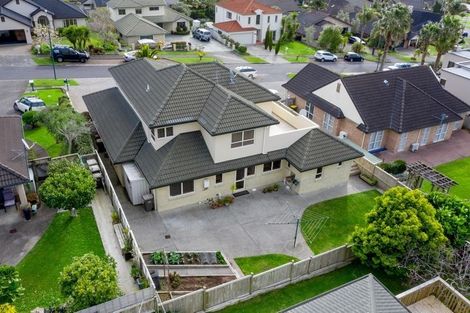 Photo of property in 22 Manara Place, The Gardens, Auckland, 2105