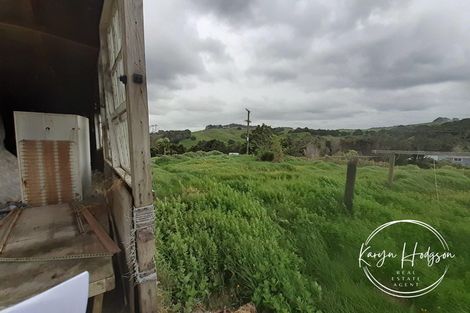 Photo of property in 184 Paparoa Station Road, Paparoa, 0571