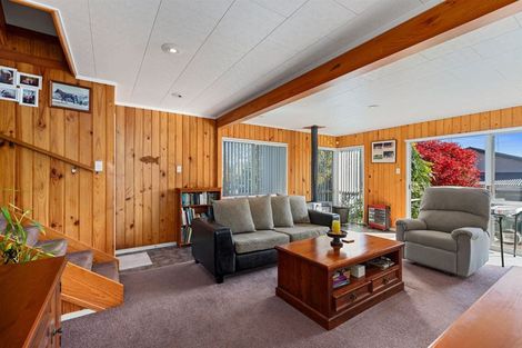 Photo of property in 30 Te Arawa Place, Welcome Bay, Tauranga, 3112