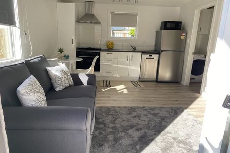 Photo of property in 9 Claremont Grove, Mount Victoria, Wellington, 6011