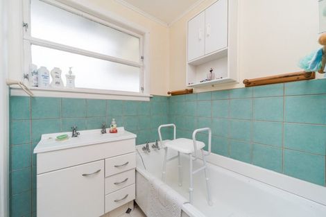 Photo of property in 73 Seabury Avenue, Foxton Beach, Foxton, 4815