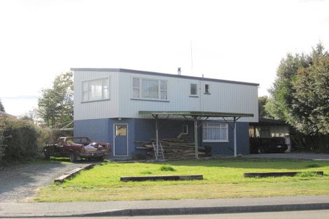 Photo of property in 24 Pompolona Street, Te Anau, 9600