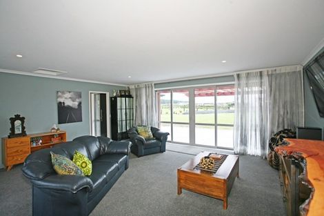 Photo of property in 17 Landsborough Drive, Darfield, 7571