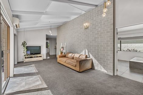 Photo of property in 19 Tirohanga Road, North Taieri, Mosgiel, 9092