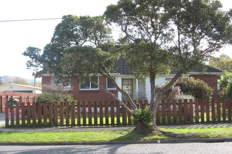 Photo of property in 21 Fleet Street, Naenae, Lower Hutt, 5011