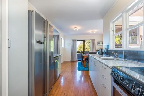 Photo of property in 3 Aspen Grove, Maungaraki, Lower Hutt, 5010