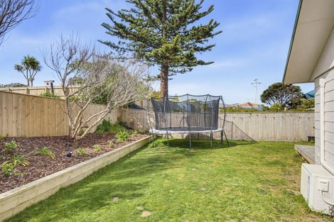 Photo of property in 16b Karaka Street, Otaki Beach, Otaki, 5512
