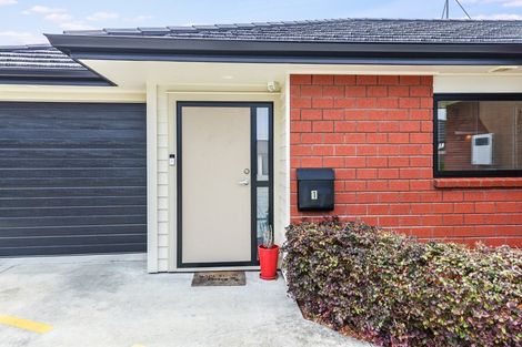 Photo of property in 1 Cosmith Lane, Dinsdale, Hamilton, 3204