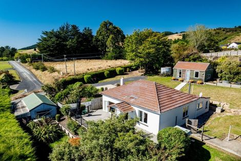 Photo of property in 28 Chatham Street, Waihola, Milton, 9073