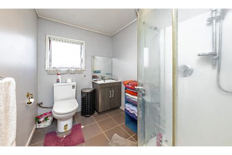 Photo of property in 1/21 Solveig Place, Randwick Park, Auckland, 2105