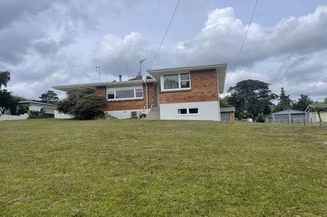 Photo of property in 384 Welcome Bay Road, Welcome Bay, Tauranga, 3175