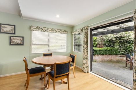 Photo of property in 27 Chambers Street, Havelock North, 4130