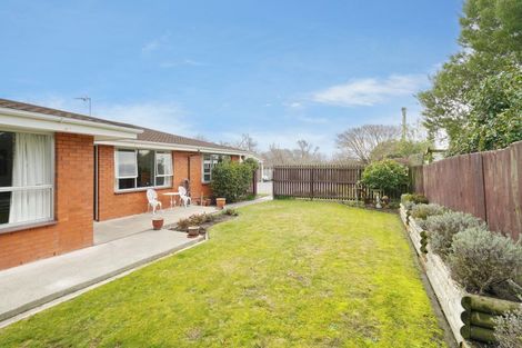 Photo of property in 41a Lake Terrace Road, Burwood, Christchurch, 8061