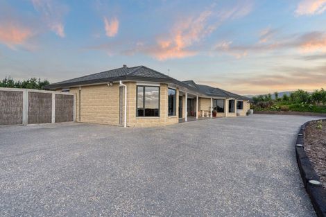 Photo of property in 55 Pukenamu Road, Te Horo, Otaki, 5581