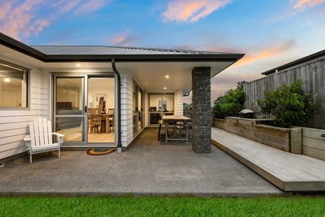 Photo of property in 17 Magnolia Lane, Kaukapakapa, Helensville, 0875