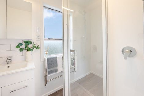 Photo of property in 2 Lomond Place, Tamatea, Napier, 4112