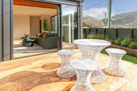 Photo of property in 365b Karori Road, Karori, Wellington, 6012