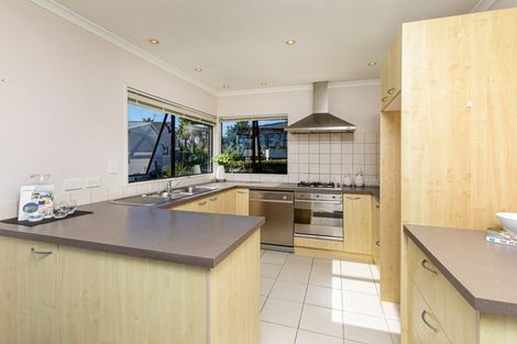 Photo of property in 1/10a Toroa Street, Torbay, Auckland, 0630