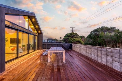 Photo of property in 58 Muri Road, Pukerua Bay, 5026