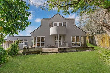 Photo of property in 2/163 Whitford Road, Somerville, Auckland, 2014