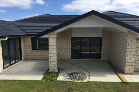 Photo of property in 23 Miharo Crescent, Flagstaff, Hamilton, 3210