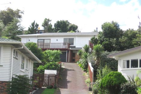 Photo of property in 16 Takapu Street, Henderson, Auckland, 0612
