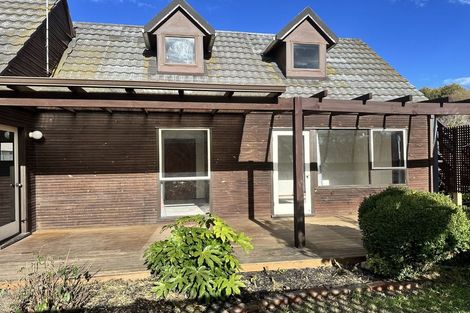 Photo of property in 2 Petries Road, Woodend, 7610