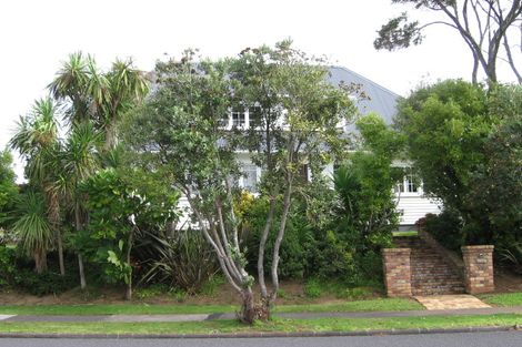 Photo of property in 33a Sunderlands Road, Half Moon Bay, Auckland, 2012