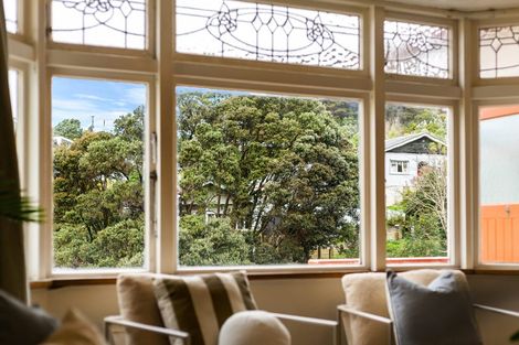 Photo of property in 62 Severn Street, Island Bay, Wellington, 6023