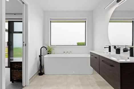 Photo of property in 110 Grove Road, Te Pahu, Hamilton, 3285