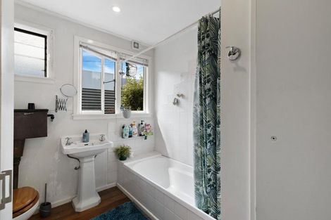 Photo of property in 18 Stewart Street, Frankton, Queenstown, 9300