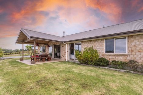 Photo of property in 759a Dairy Flat Highway, Dairy Flat, Albany, 0792