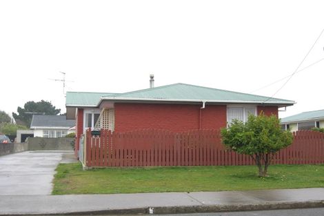Photo of property in 43 Dipton Street, Kingswell, Invercargill, 9812