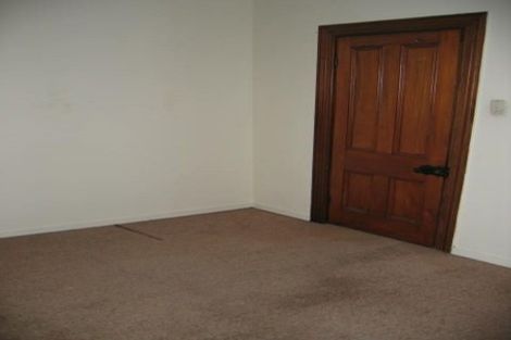 Photo of property in 16 Cruickshank Street, Kilbirnie, Wellington, 6022