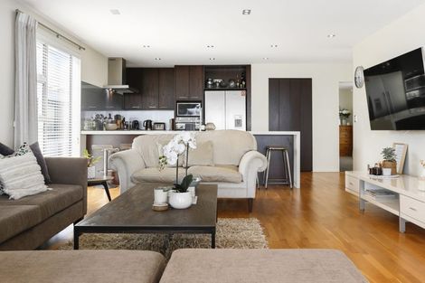 Photo of property in 38a Takutai Avenue, Bucklands Beach, Auckland, 2012