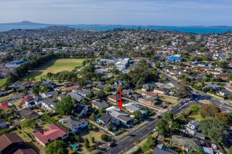 Photo of property in 13 Bradbury Road, Botany Downs, Auckland, 2010