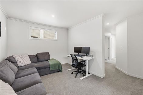 Photo of property in 103 Awataha Crescent, Pyes Pa, Tauranga, 3110